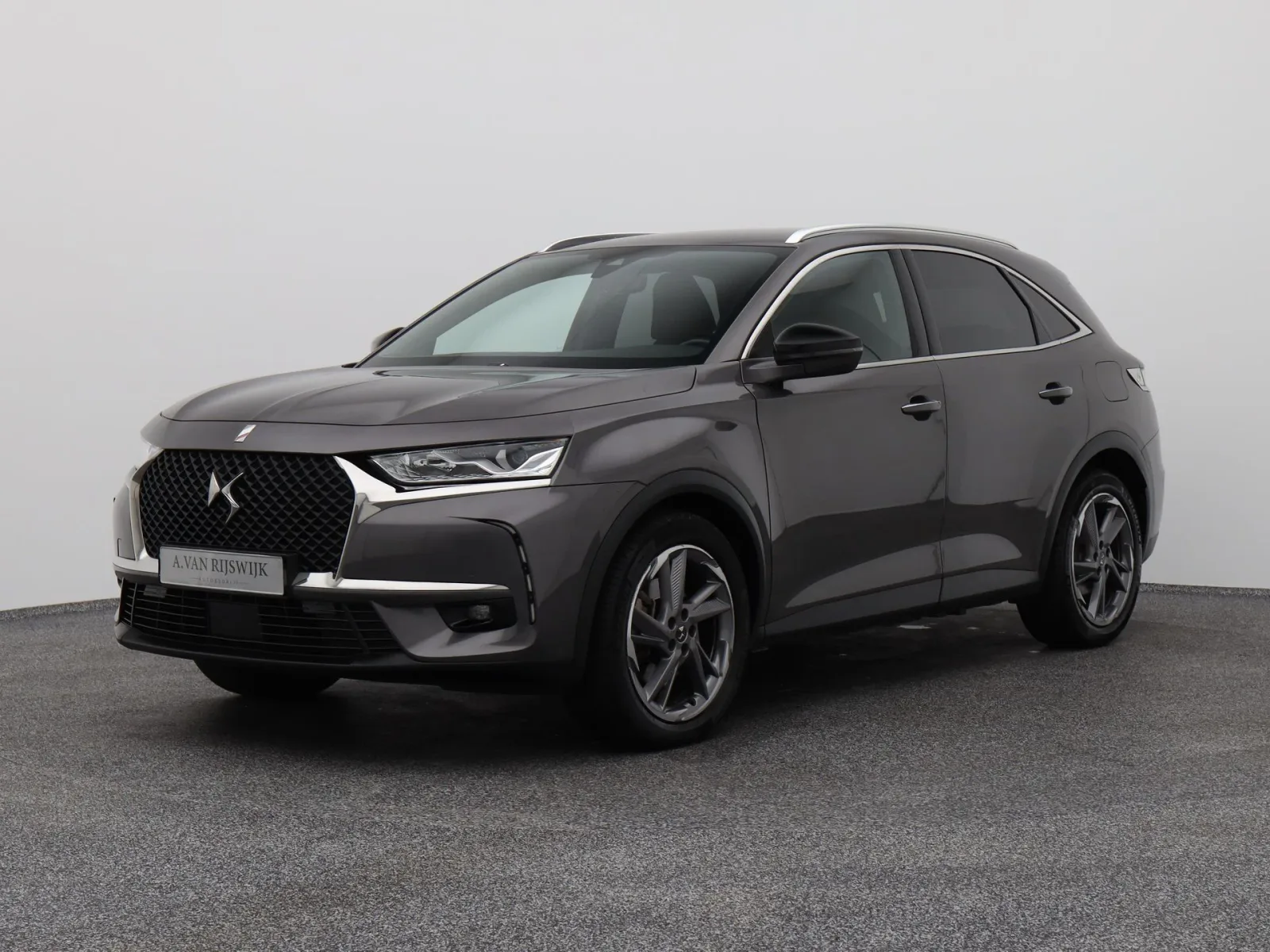 DS 7 (2020) — foto 1