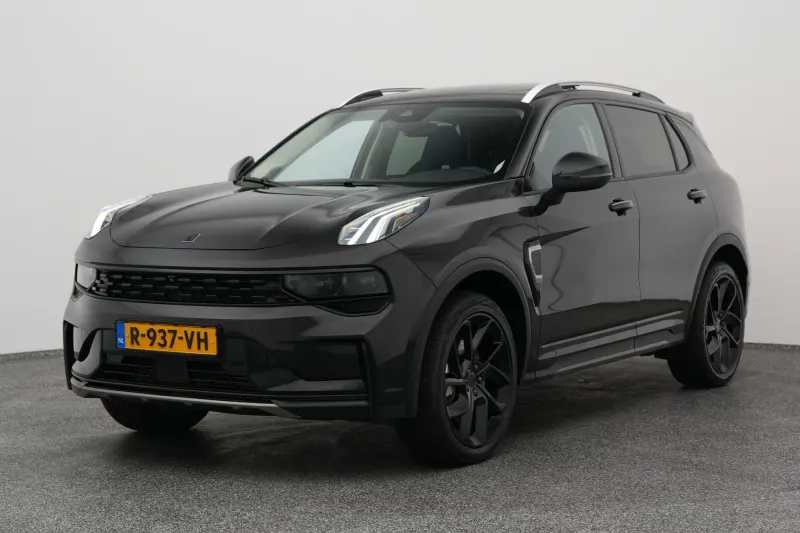 Lynk & Co 01 (2023)
