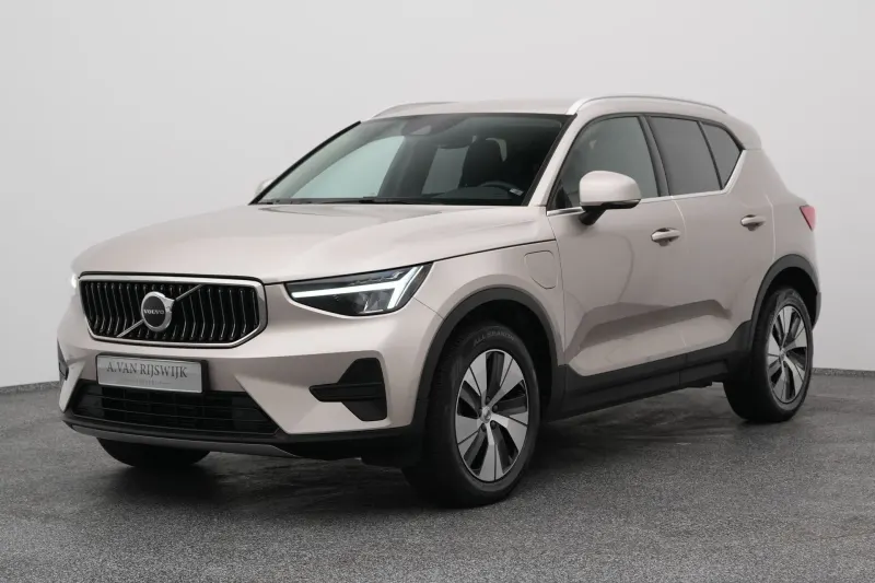 Volvo XC40 (2022)