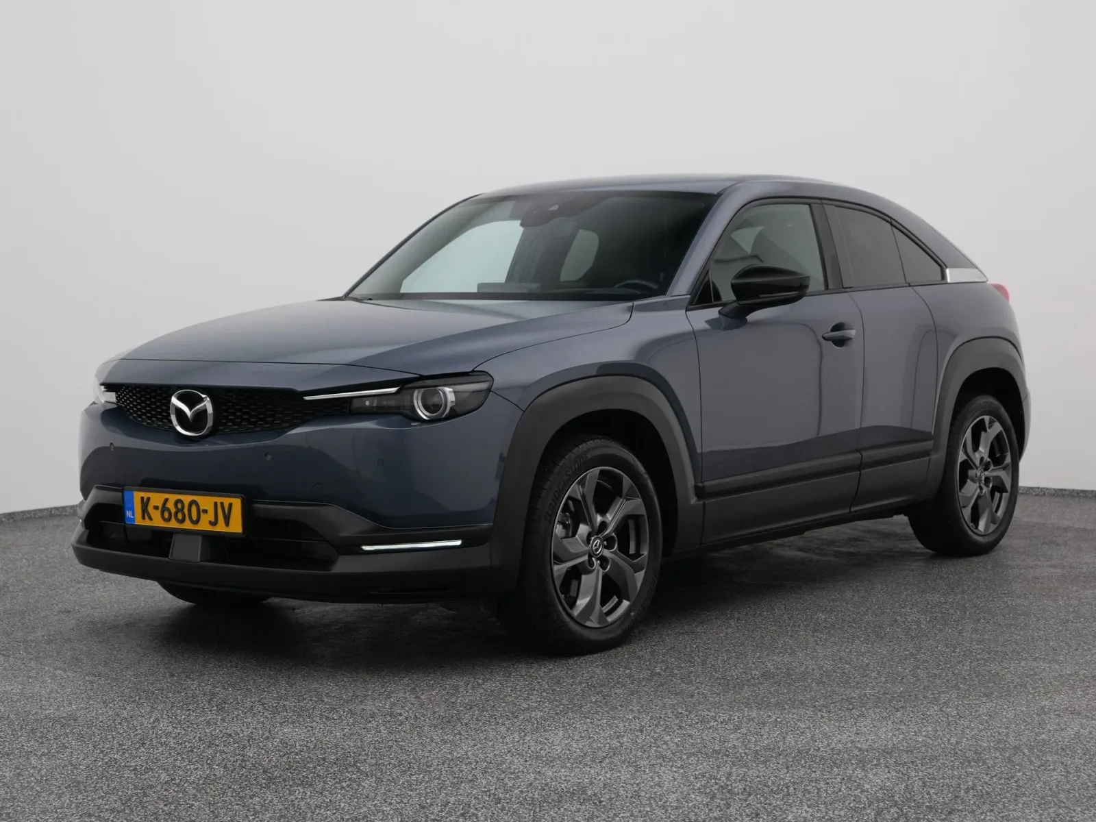 Mazda MX-30 (2020) — foto 1