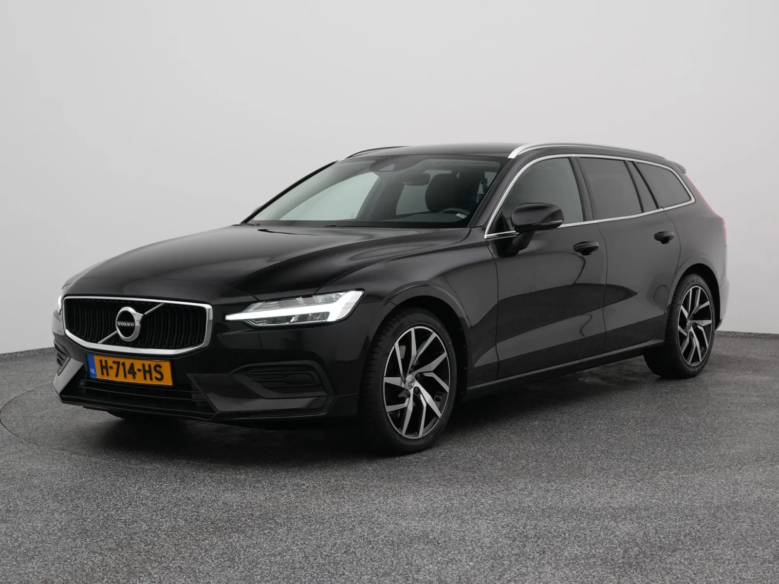 Volvo V60 (2020) — foto 1