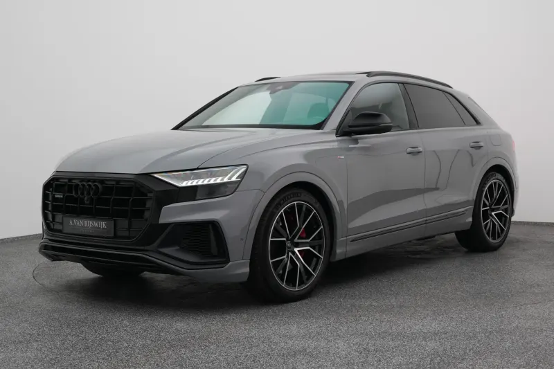 Audi Q8 (2021)