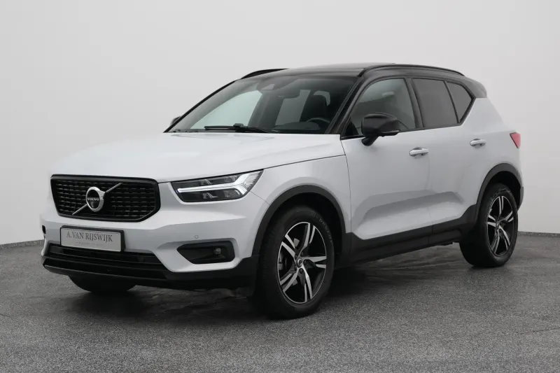 Volvo XC40 (2021)