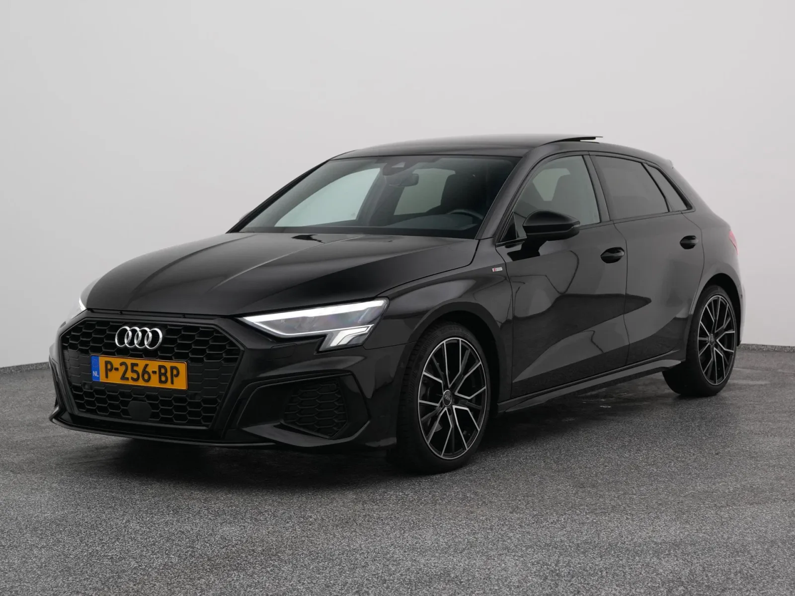 Audi A3 (2022) — foto 1