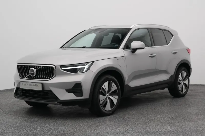 Volvo XC40 (2022)