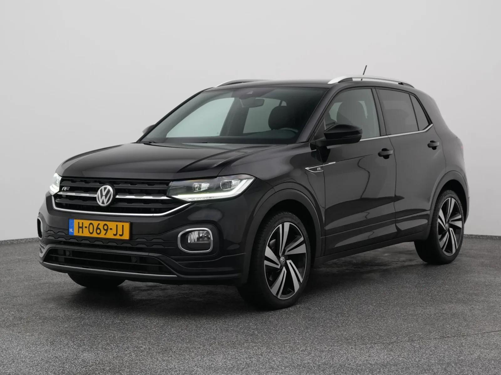 Volkswagen T-Cross (2020) — foto 1