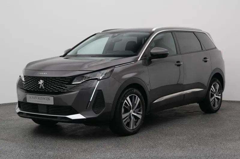 Peugeot 5008 (2021)