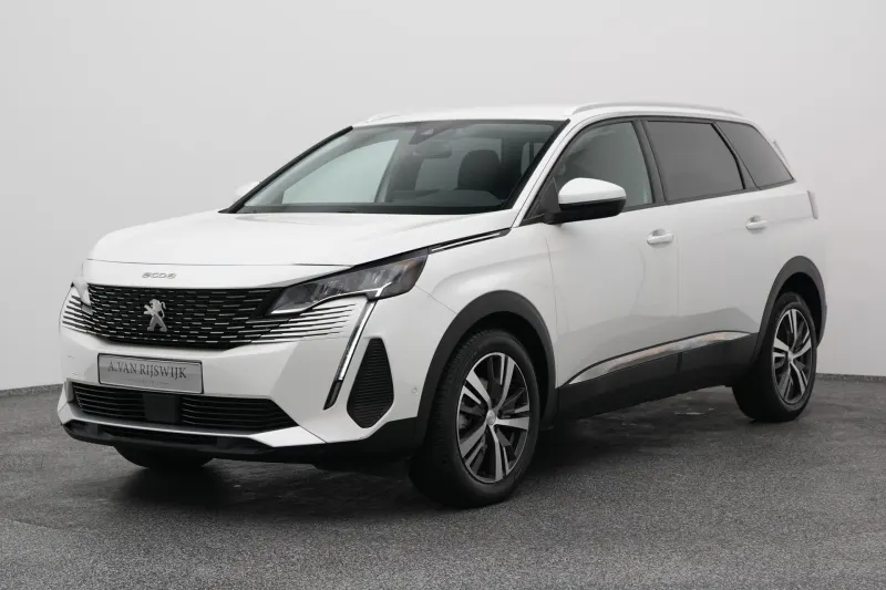 Peugeot 5008 (2021)