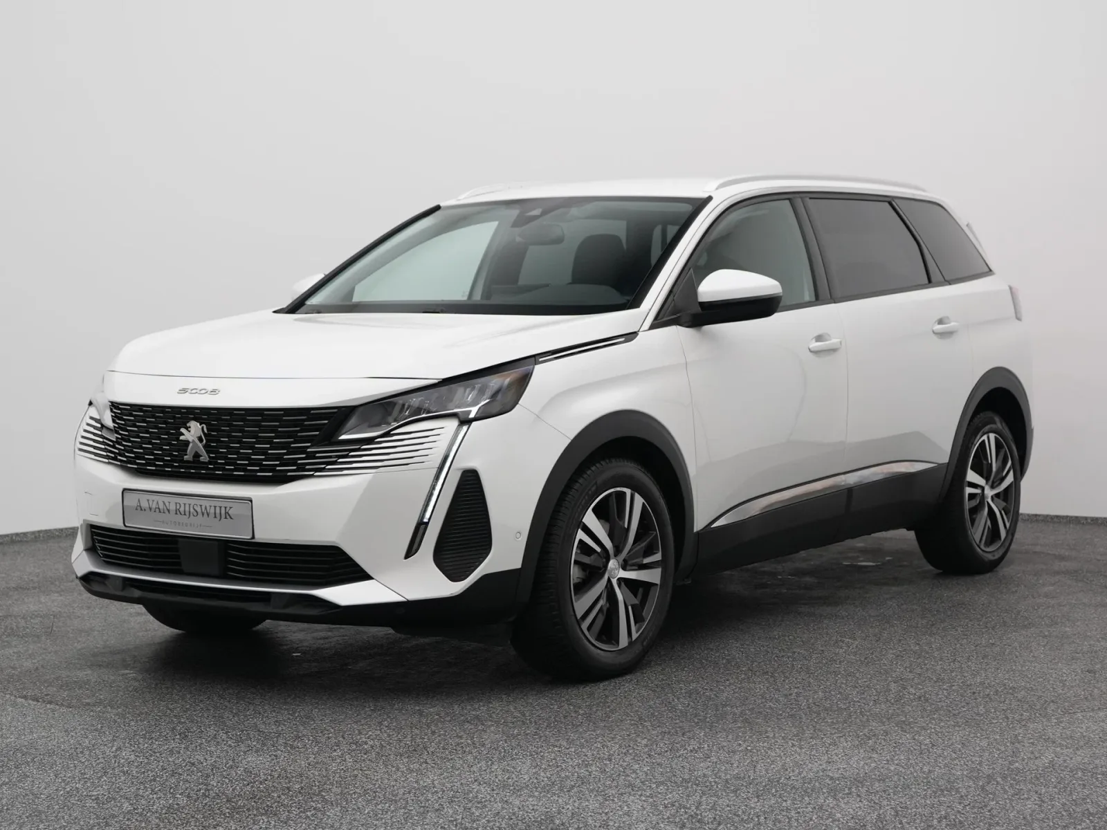 Peugeot 5008 (2021) — foto 1