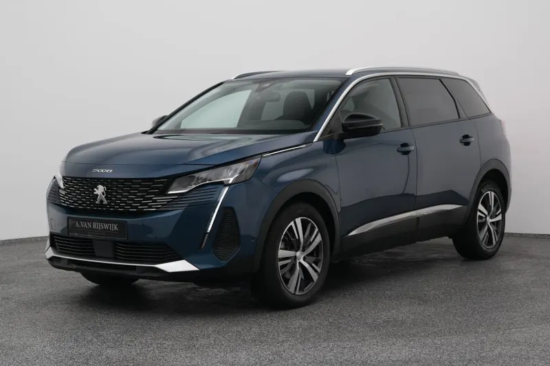 Peugeot 5008 (2022)