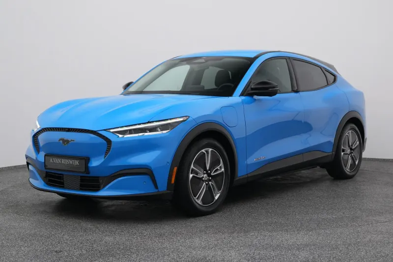 Ford Mustang (2024)