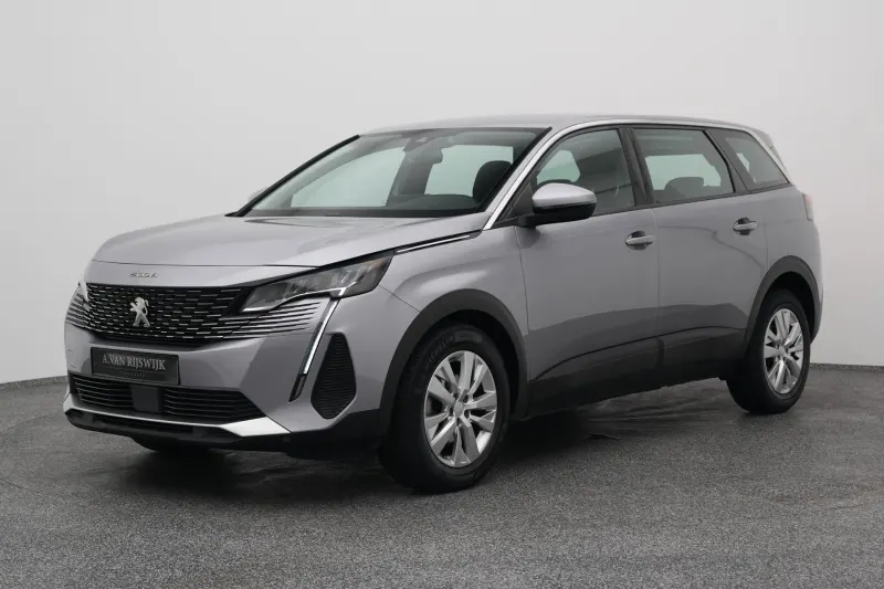 Peugeot 5008 (2021)