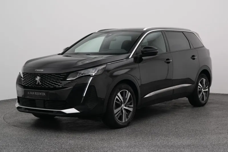 Peugeot 5008 (2023)