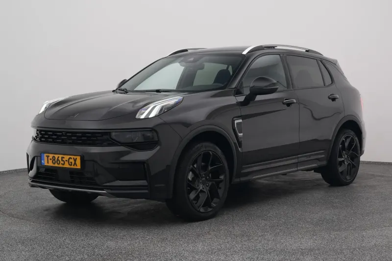 Lynk & Co 01 (2023)
