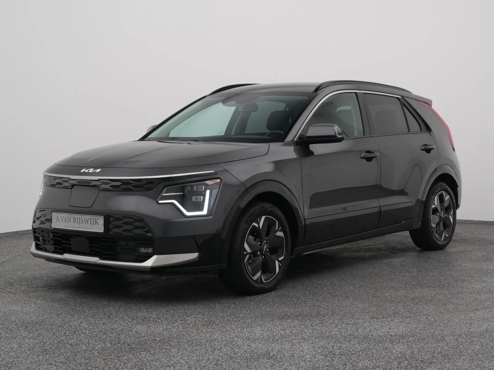Kia Niro (2024) — foto 1