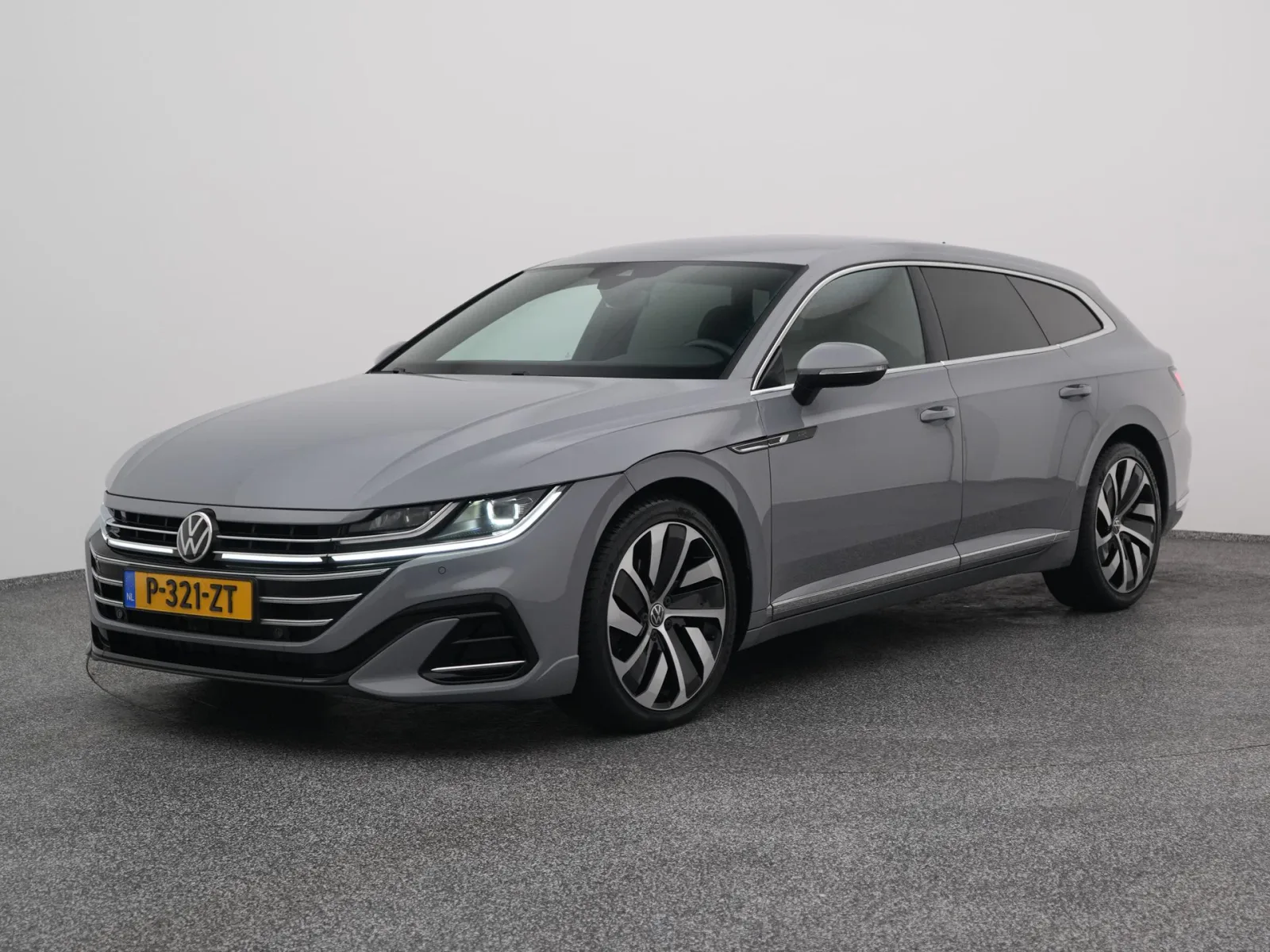 Volkswagen Arteon (2022) — foto 1