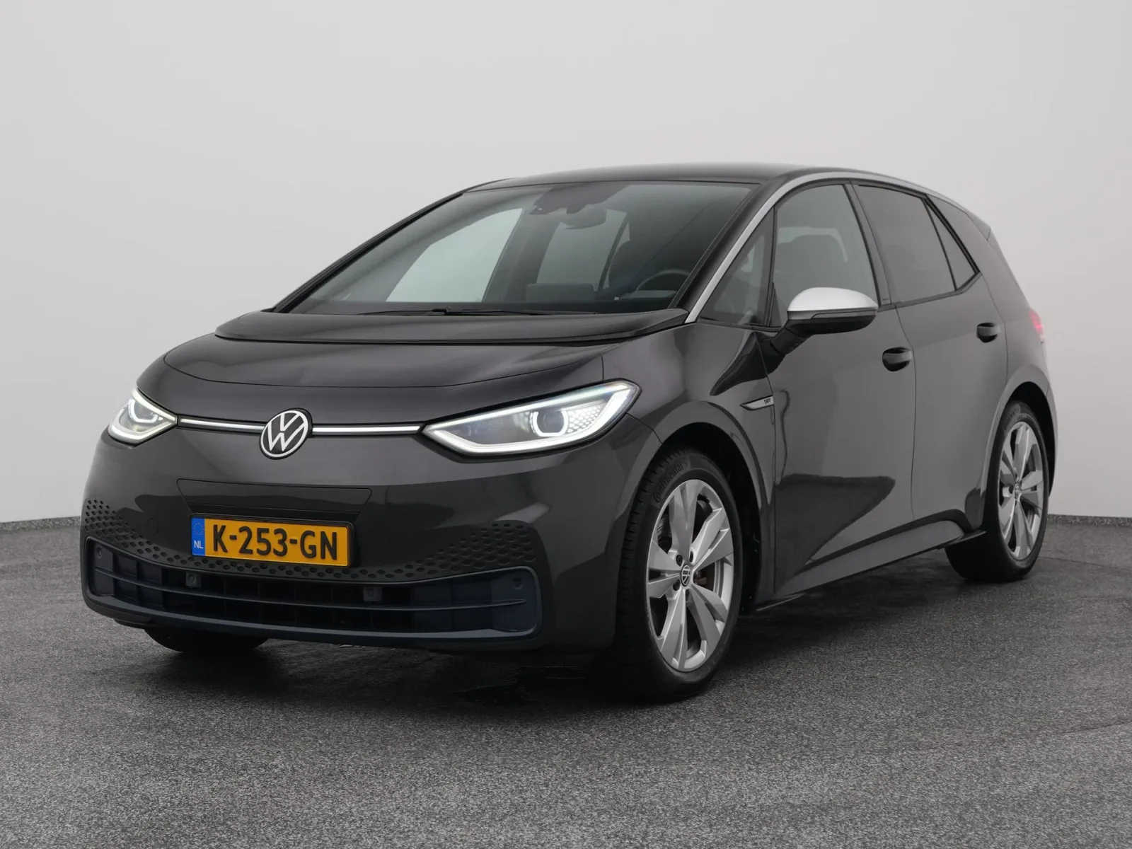 Volkswagen ID.3 (2020) — foto 1