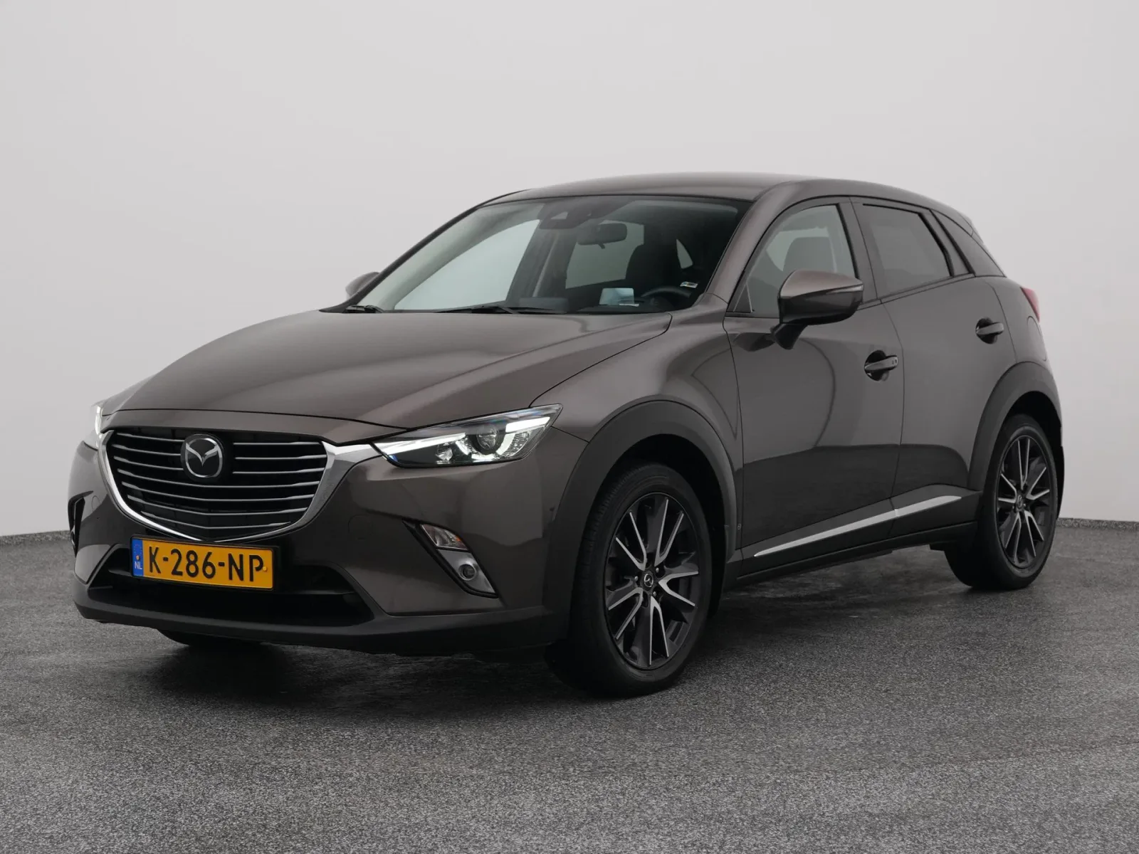 Mazda CX-3 (2018) — foto 1