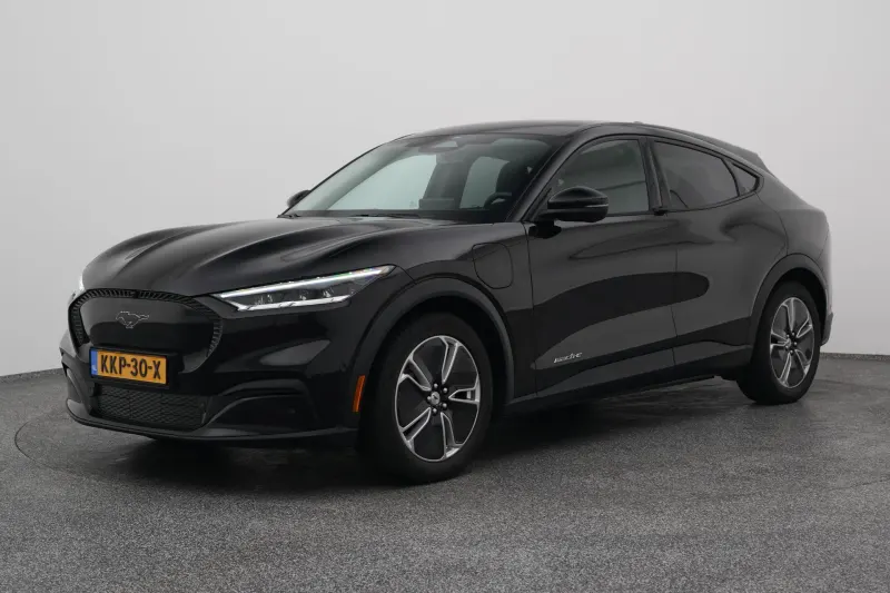 Ford Mustang (2024)
