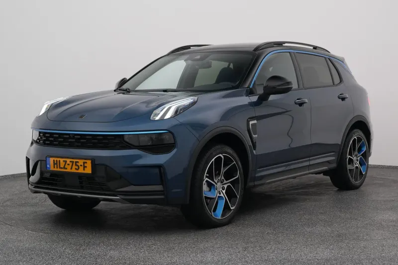 Lynk & Co 01