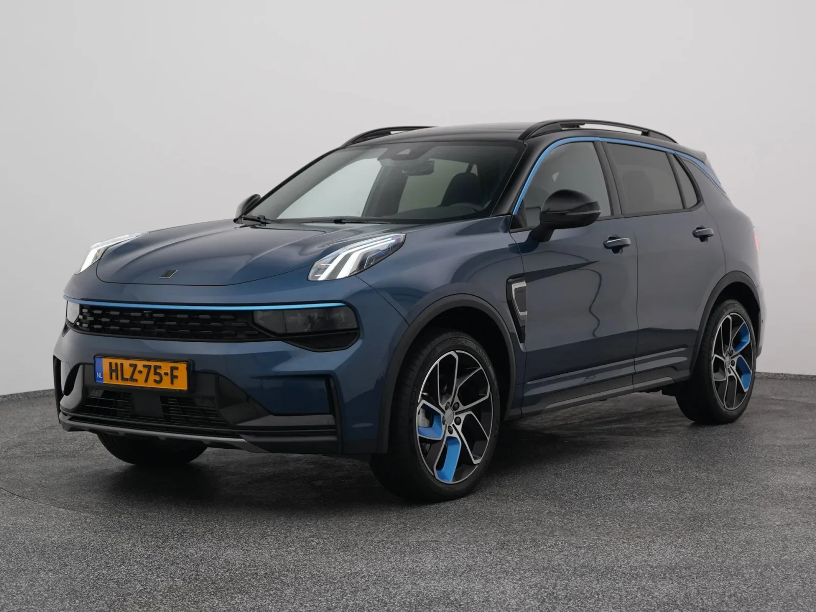 Lynk & Co 01 (2025) — foto 1