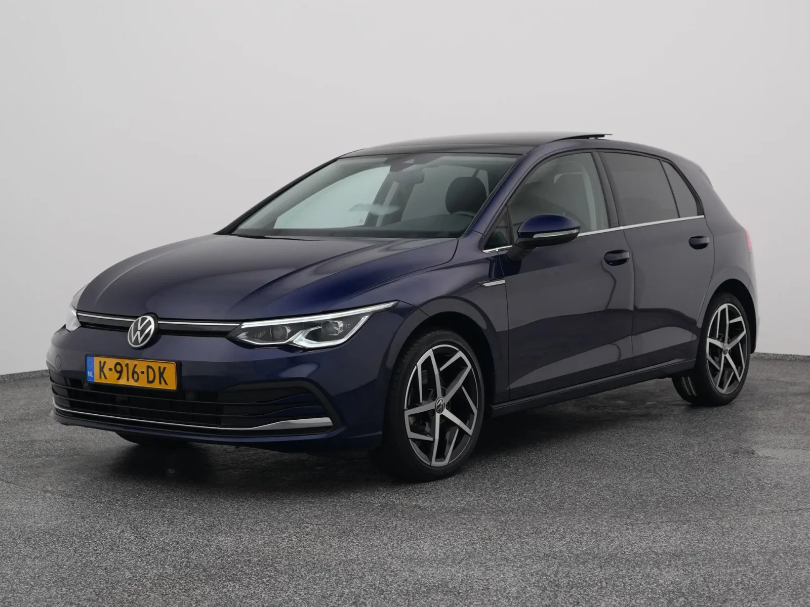 Volkswagen Golf (2020) — foto 1