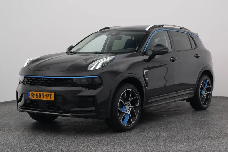 Lynk & Co 01 (2022)