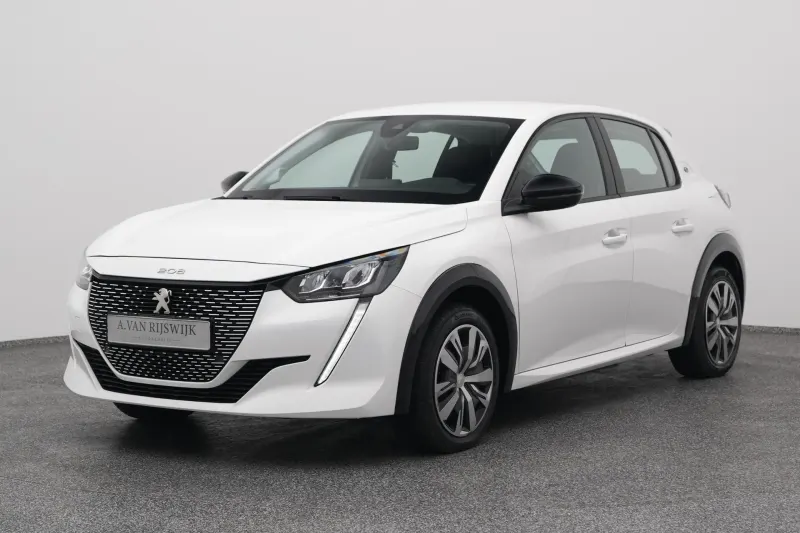 Peugeot e-208 (2023)