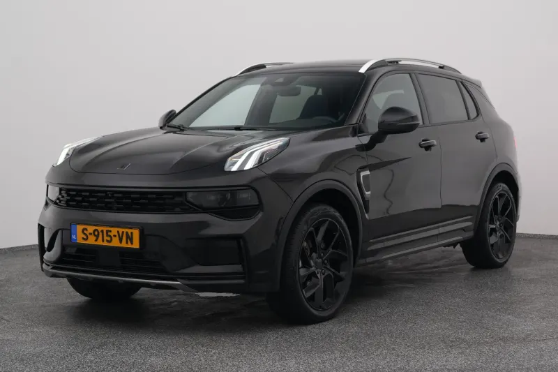 Lynk & Co 01 (2023)