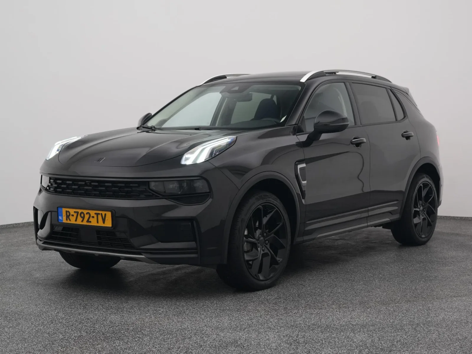 Lynk & Co 01 (2023) — foto 1