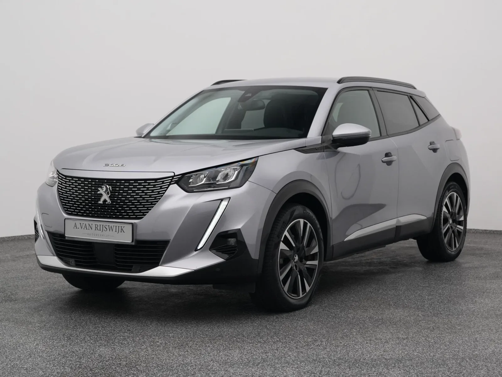 Peugeot e-2008 (2020) — foto 1