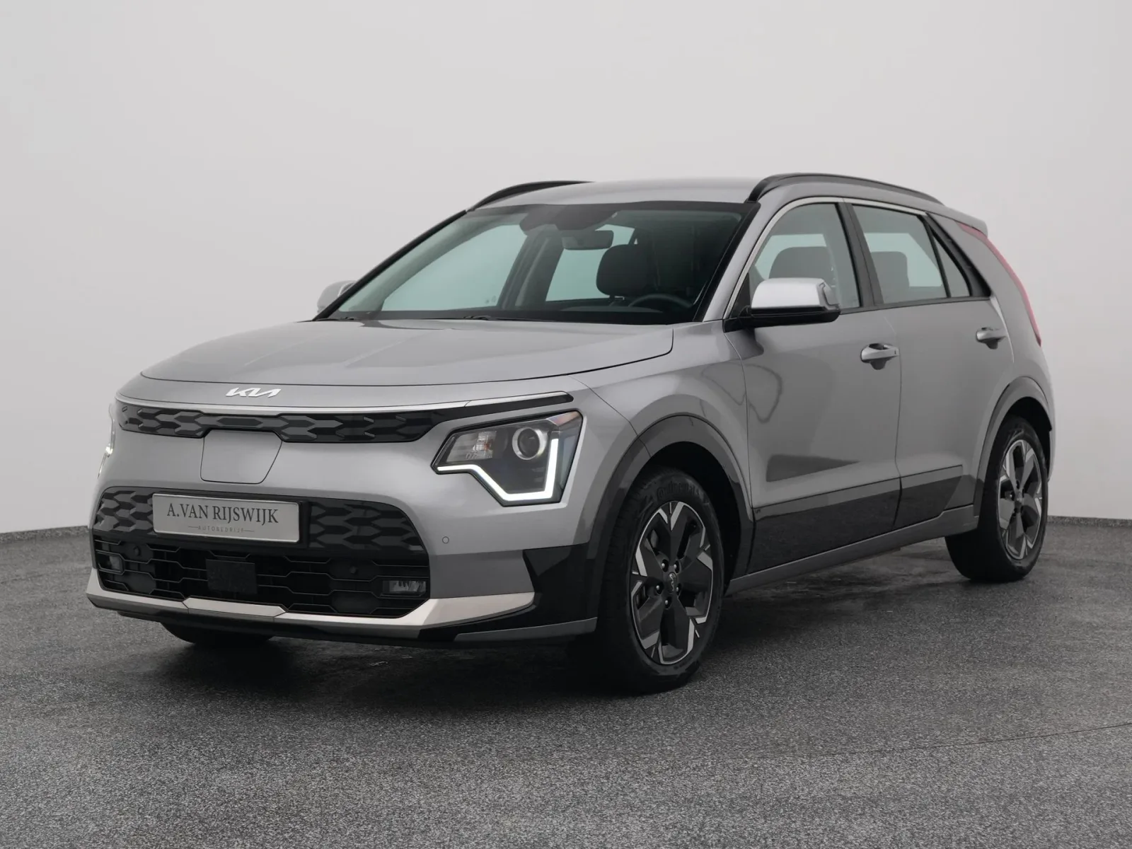 Kia Niro (2023) — foto 1