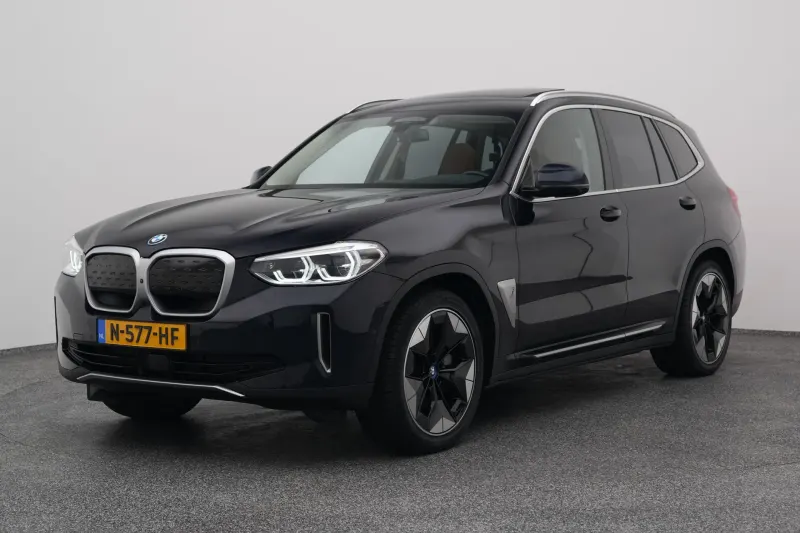 BMW iX3 (2021)