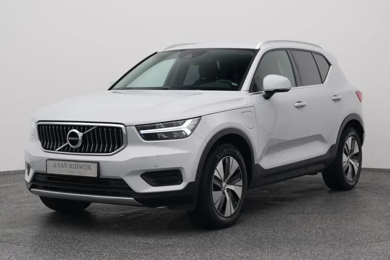 Volvo XC40 (2022)