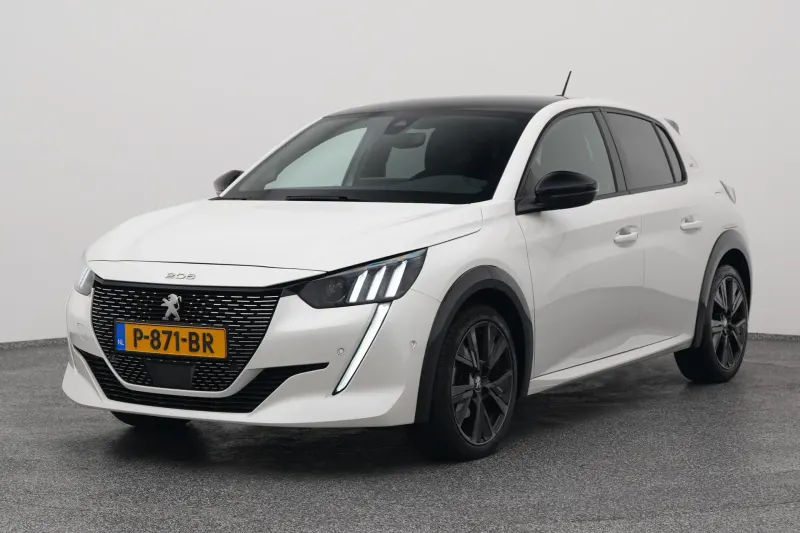 Peugeot 208 (2022)