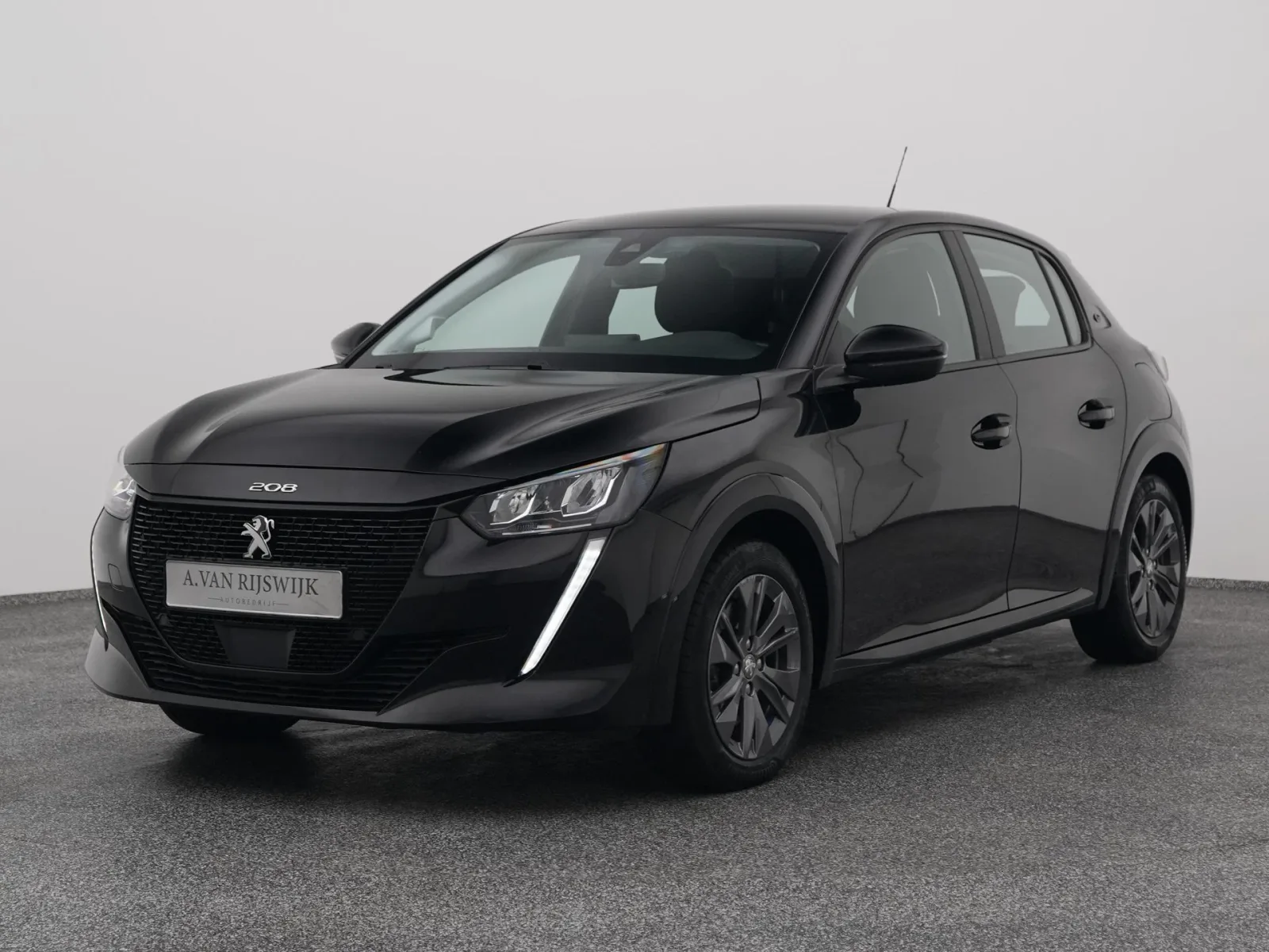 Peugeot e-208 (2021) — foto 1