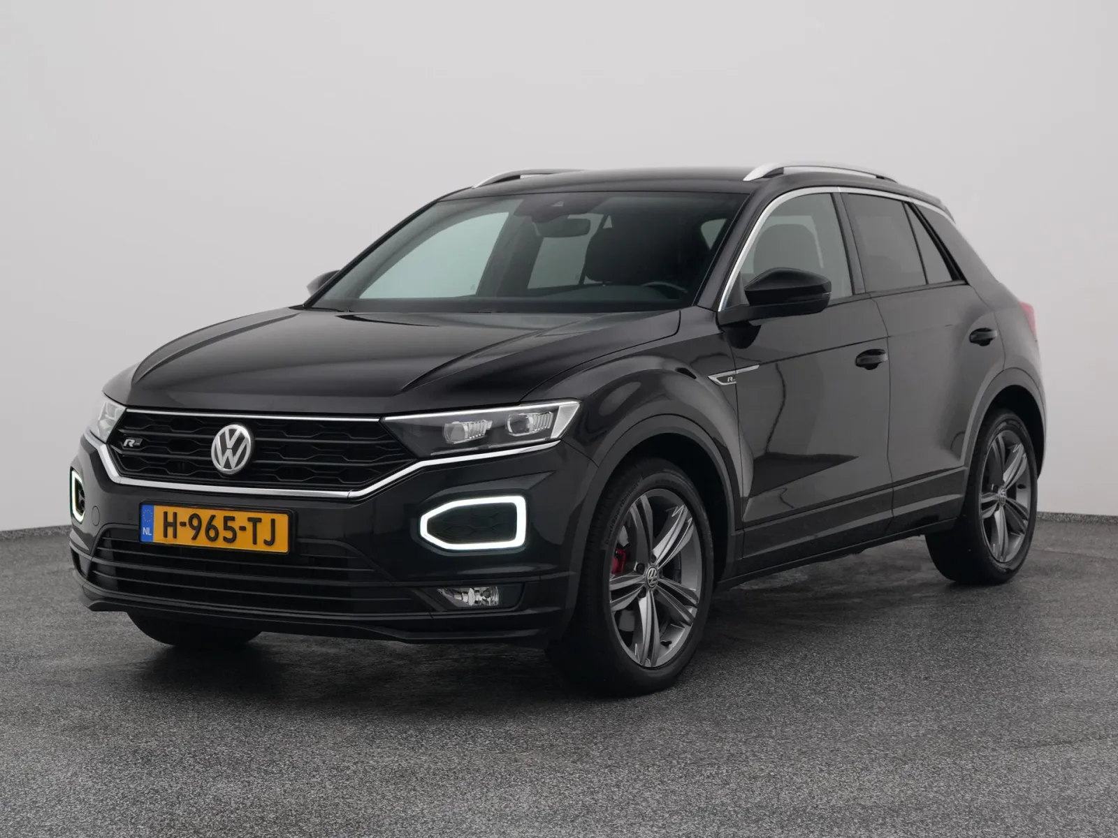 Volkswagen T-Roc (2020) — foto 1