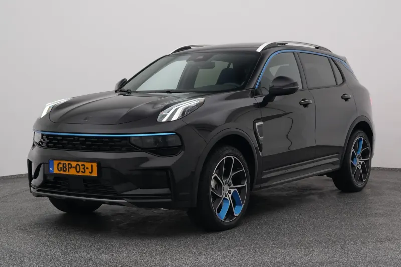 Lynk & Co 01 (2024)