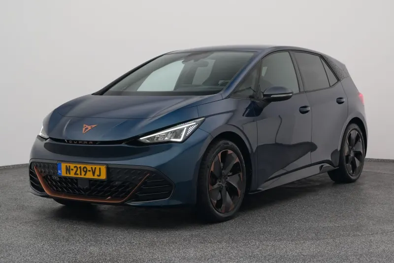 CUPRA Born (2021)