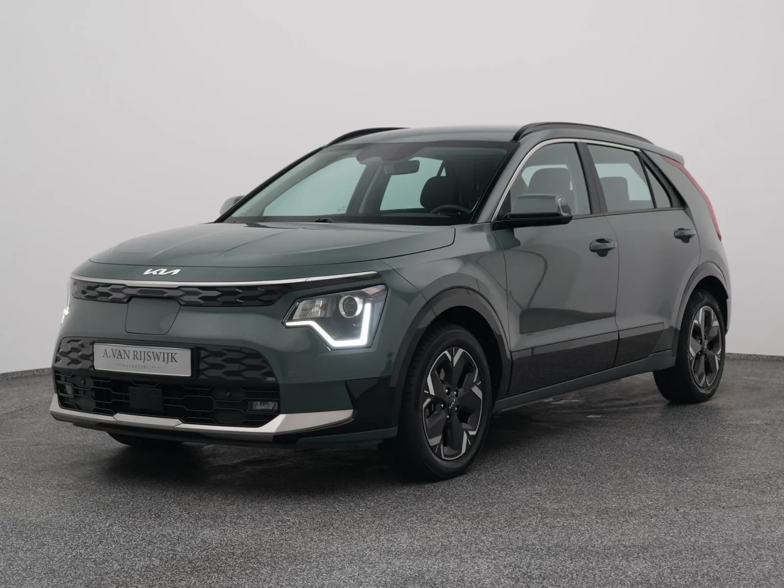Kia Niro (2024) — foto 1