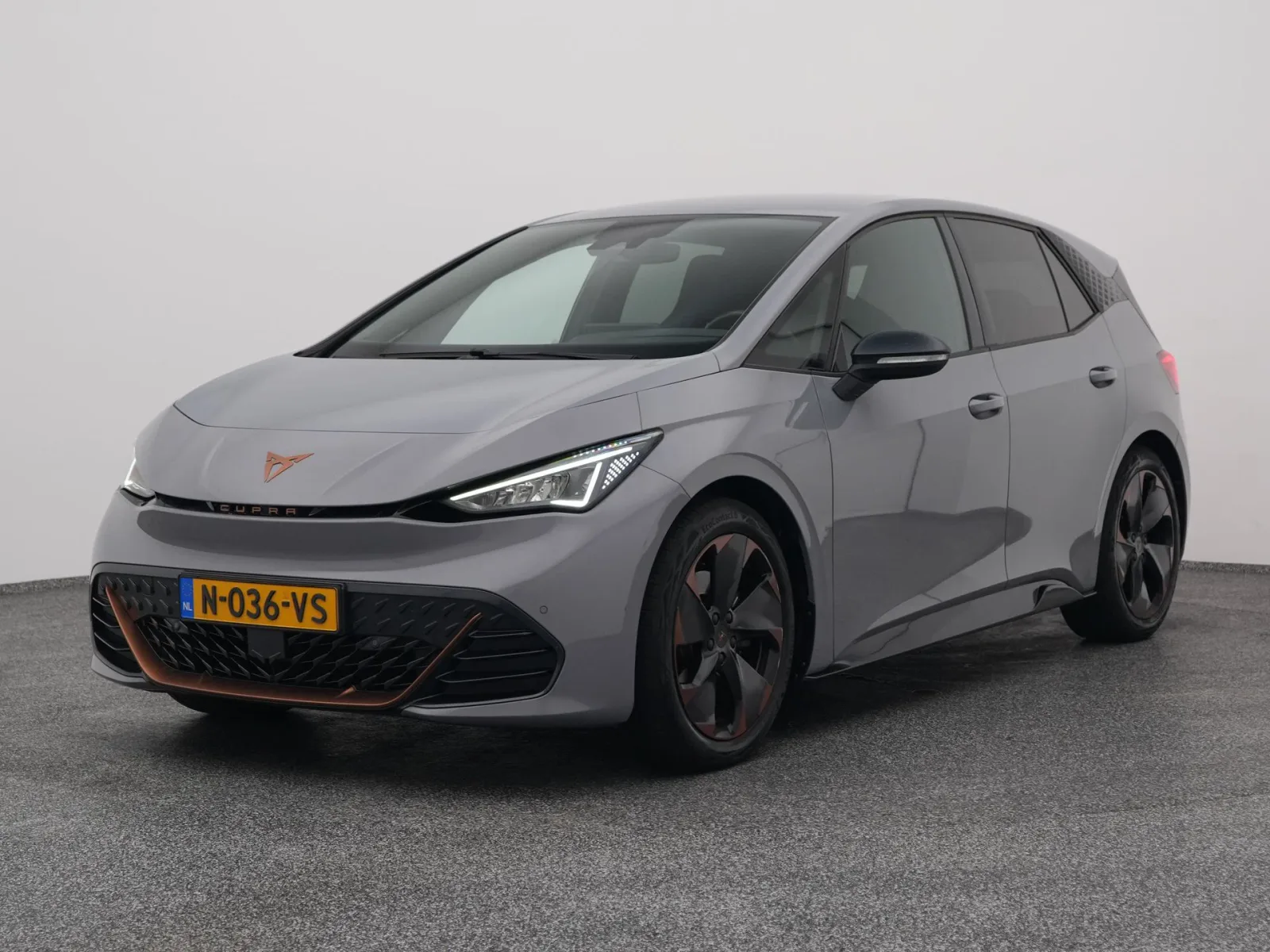 CUPRA Born (2021) — foto 1