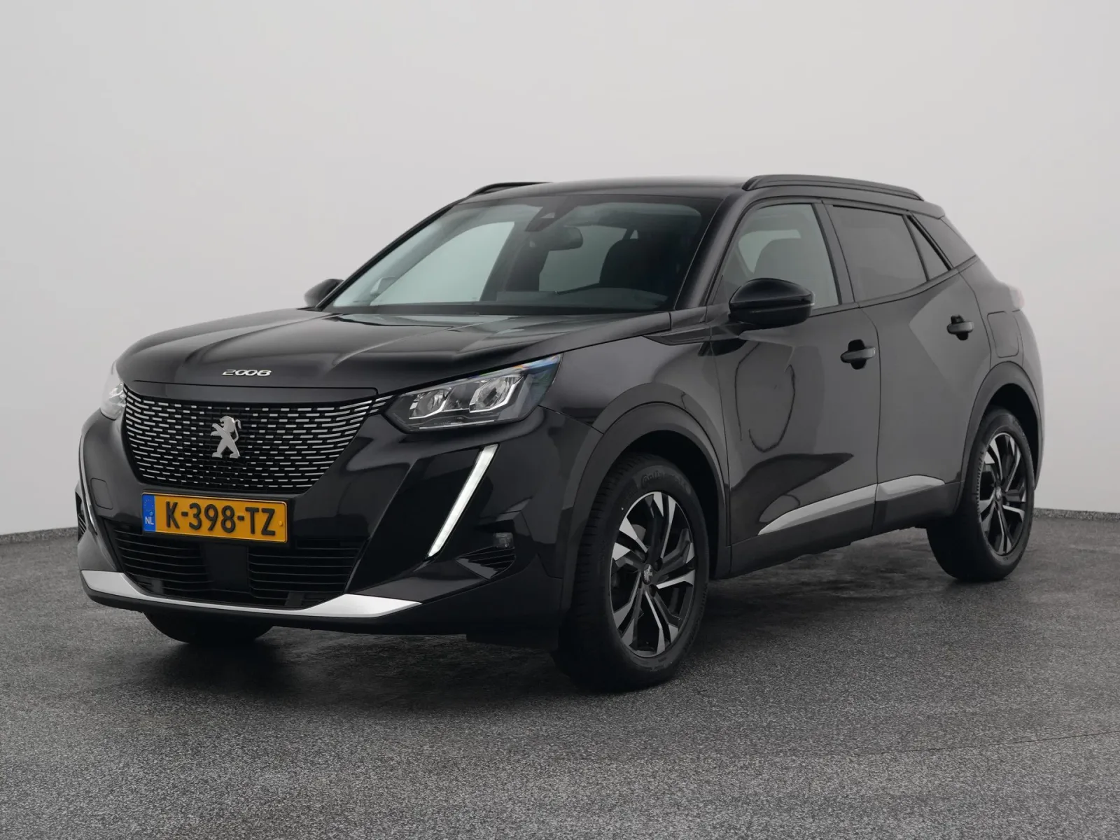 Peugeot 2008 (2021) — foto 1