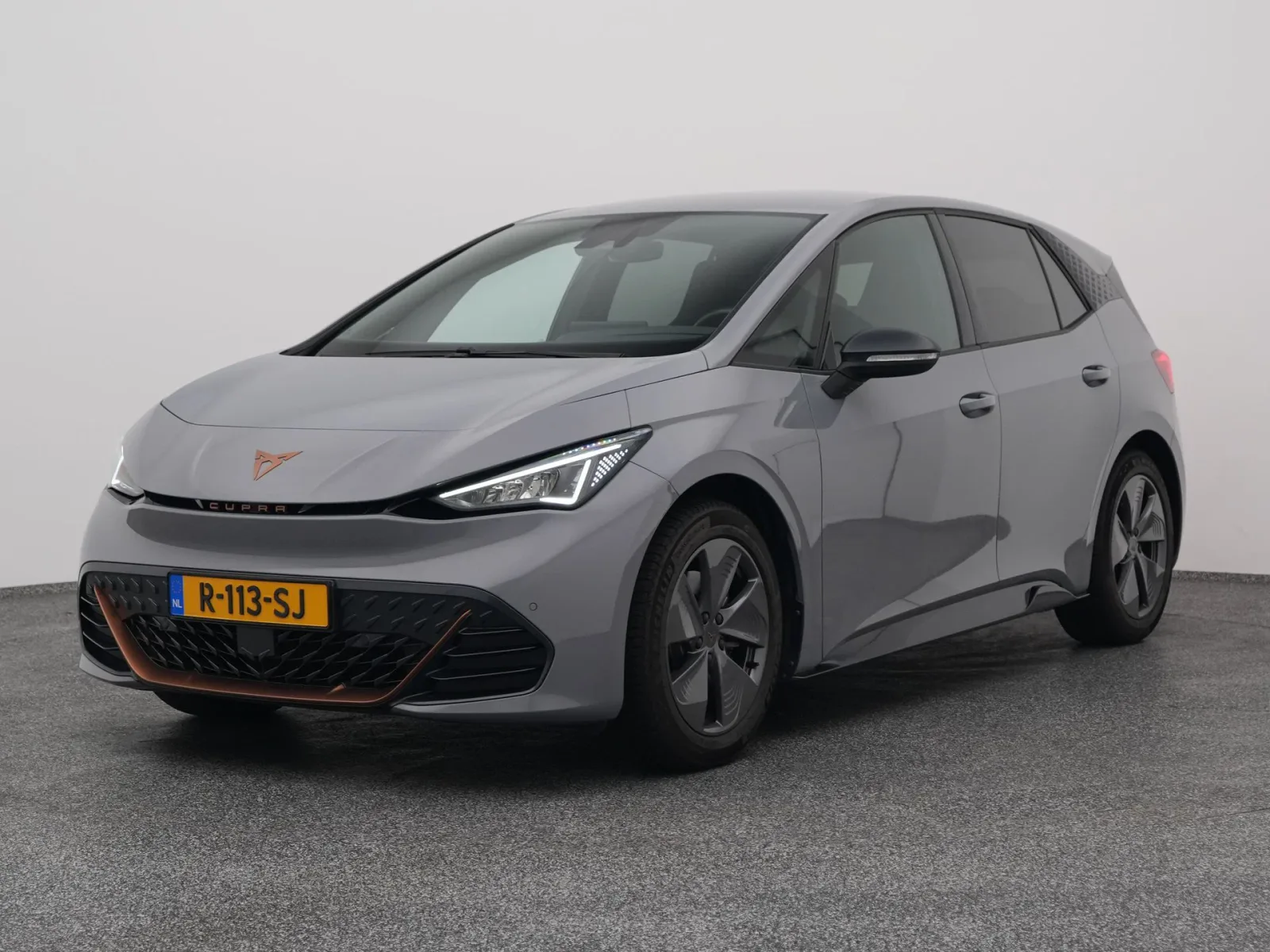 CUPRA Born (2022) — foto 1