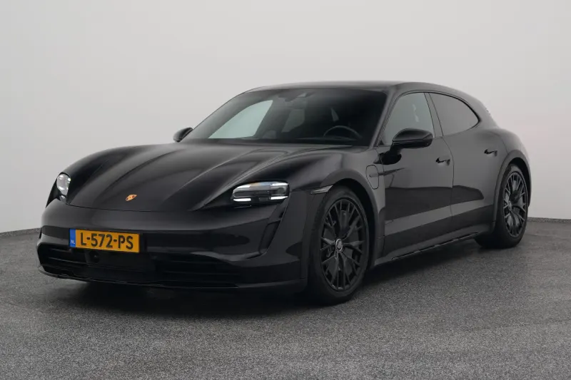 Porsche Taycan (2021)