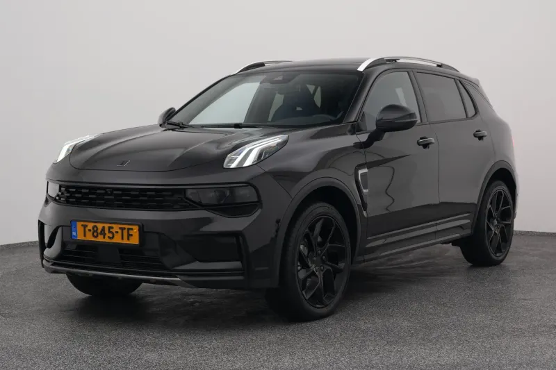 Lynk & Co 01 (2023)