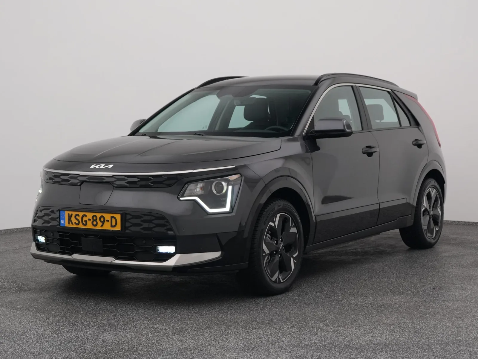 Kia Niro (2024) — foto 1