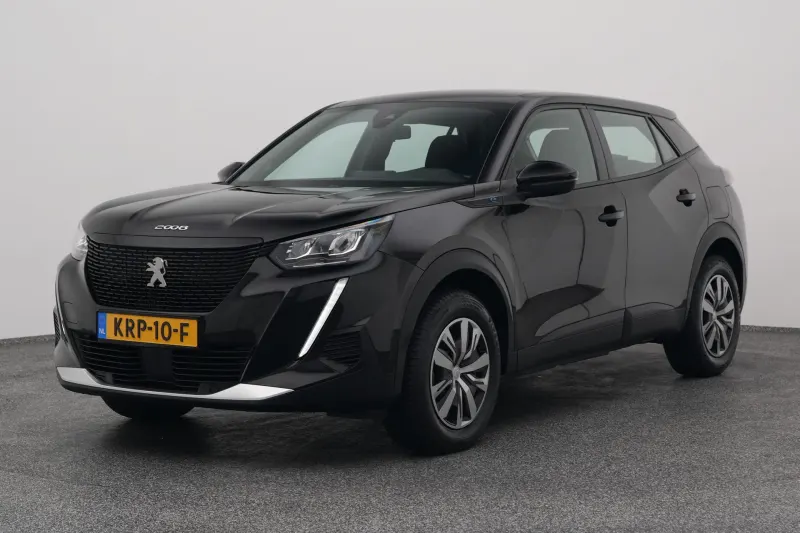 Peugeot e-2008 (2023)