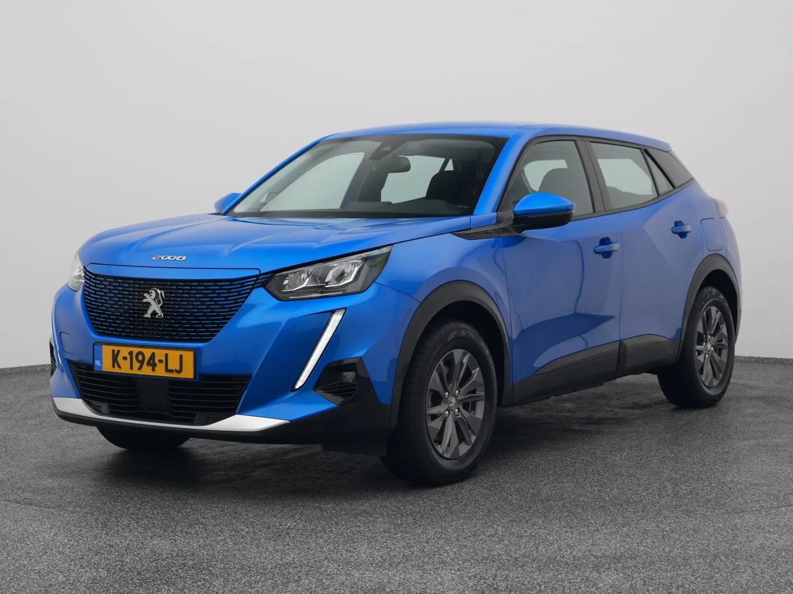 Peugeot e-2008 (2020) — foto 1