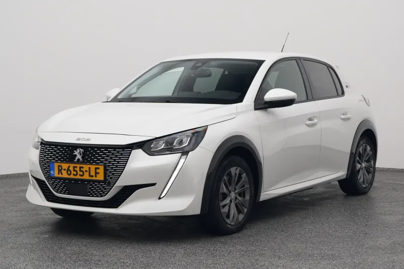 Peugeot e-208 (2021)