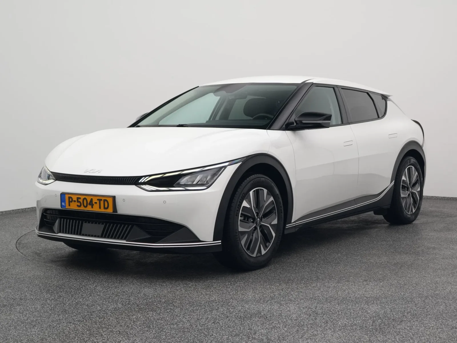 Kia EV6 (2022) — foto 1